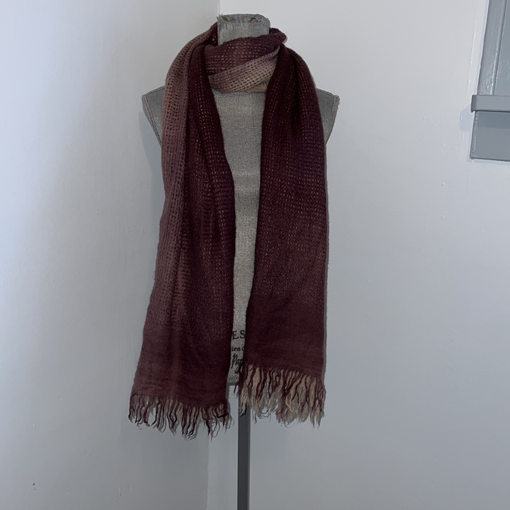 Pins & Needles Woven Ombre Scarf - Picture 4 of 5
